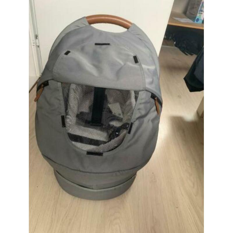 Mutsy Evo Reiswieg Urban Nomad Grijs