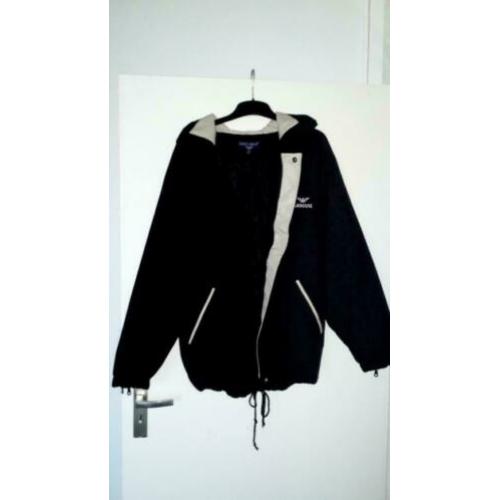 Te koop zwarte giorgio armani jas