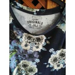 Pakket nette heren shirts . Maat L en XL.