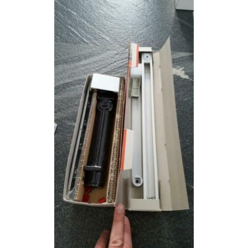 Dorma TS92B deurdranger + G93N glijarm
