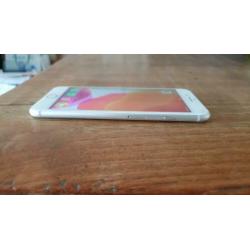 iphone 8 plus met 256gb met spigen hoes.