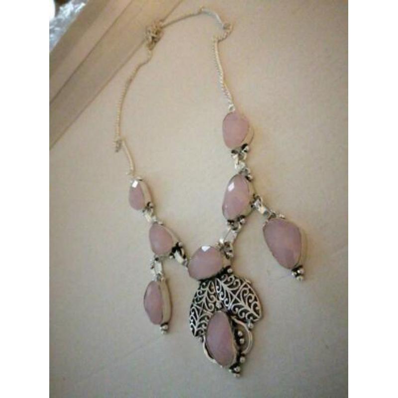 Prachtige handgemaakte 925z ketting met roze quartz 50cm