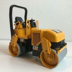 Bruder Caterpillar straatwals (Bruder 02433)