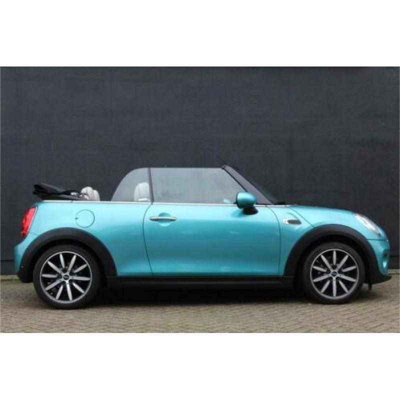 MINI Cabrio Cooper Chili + Serious Business (bj 2016)