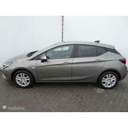 Opel Astra 1.0 Edition NAVIGATIE 105 PK IN NIEUW STAAT !
