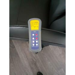 Zwarte leren relax massagestoel