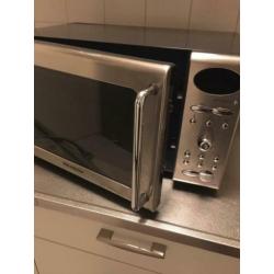 Samsung Rvs combimagnetron in nieuw staat.