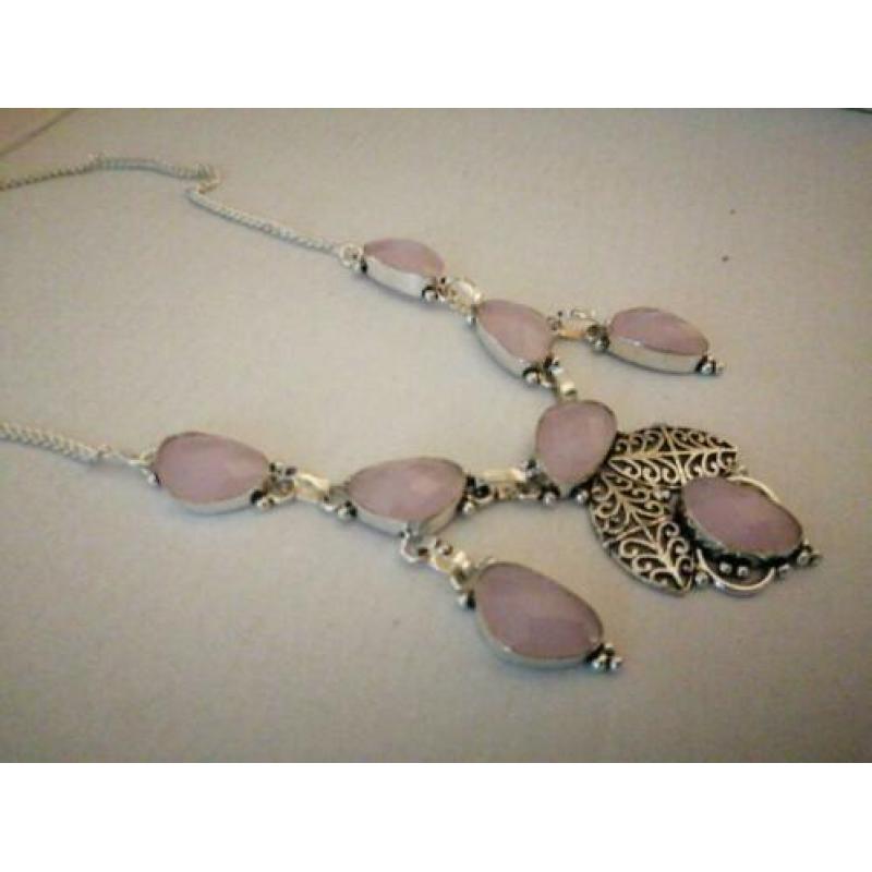 Prachtige handgemaakte 925z ketting met roze quartz 50cm