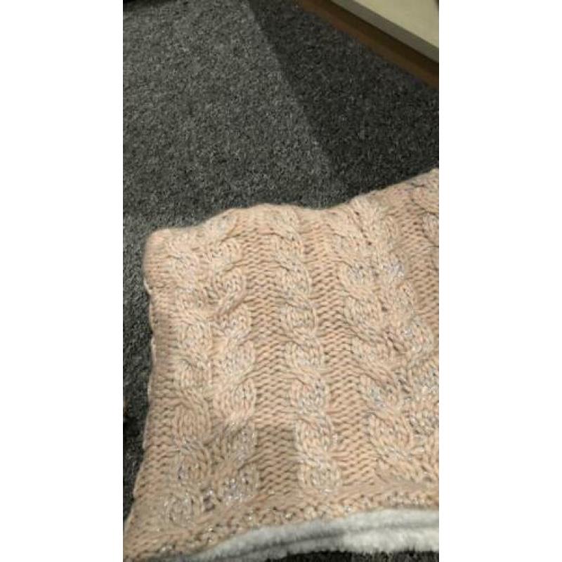 Roze glitter muts en col sjaal