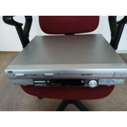 jvc super vhs hr dvs 3 combi dv bandjes en videorecorder