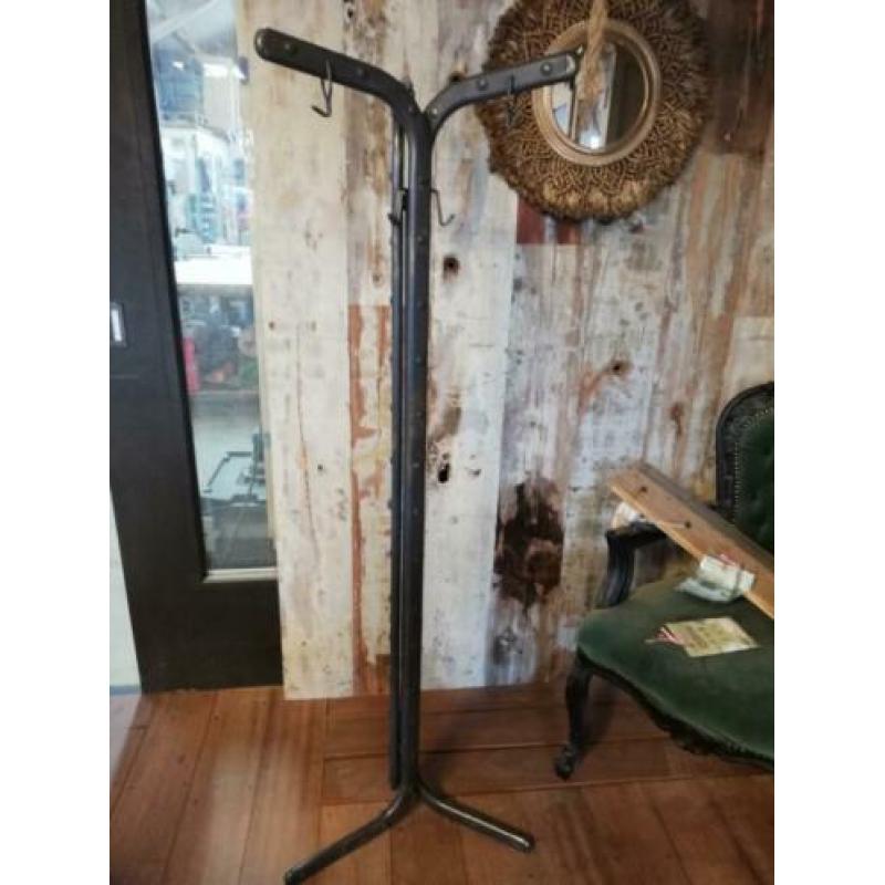 Stoere industriele staande kapstok