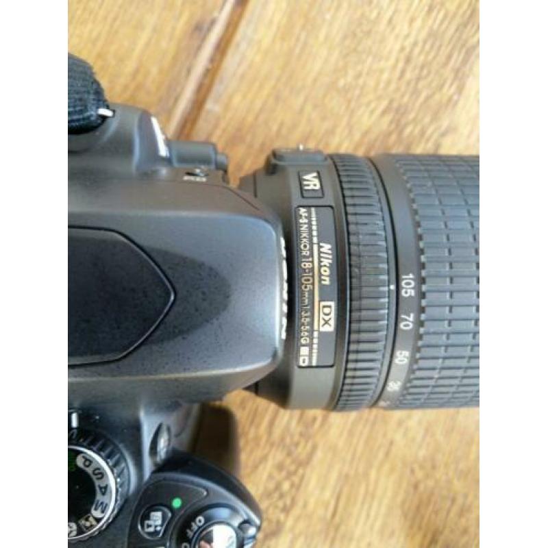 Nikon D60 met lens 18-105