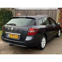 Renault LAGUNA 1.5 dCi Dynamique 2010 Navigatie cruisecontro