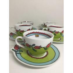 Babette Servies 5 kop en schotels groen/blauw tulpen
