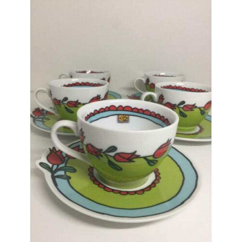 Babette Servies 5 kop en schotels groen/blauw tulpen