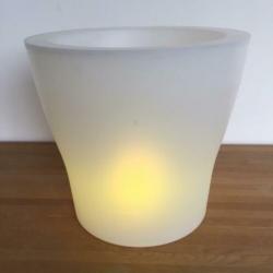 Elho Ambiance design kunststof bloempot met gekleurde lamp