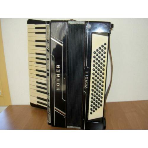 Acordeon 80 basser Hohner