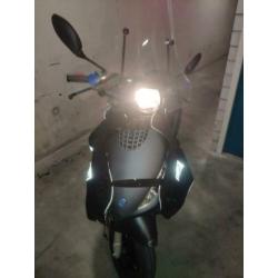 Piaggio zip grijs matt (blauw kenteken) 2018