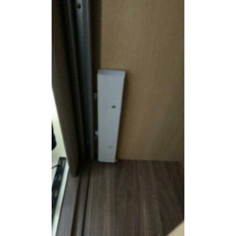 Garderobe kast.kledingkast.rauch.0380.montage handleiding