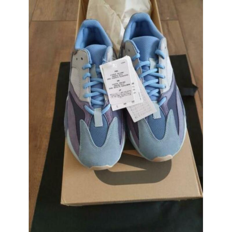 yeezy boost 700 36 3 ½