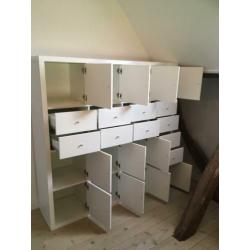 Kallax kast Ikea (wit) geheel gesloten