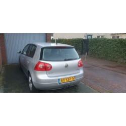 Volkswagen Golf 1.6 16V FSI 85KW 5D Aut6 2005 Grijs