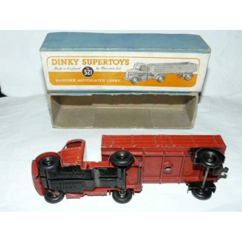 Dinky Toys - Nr. 521 - Bedford Articulated Lorry met Doos
