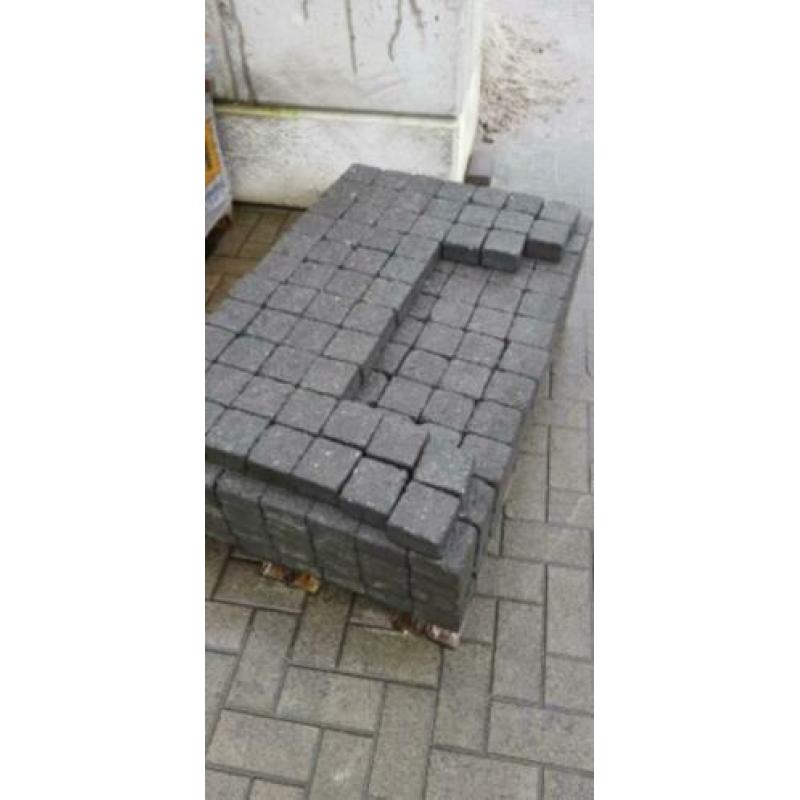 Cobblestones 10 x 10 bont en antraciet te koop