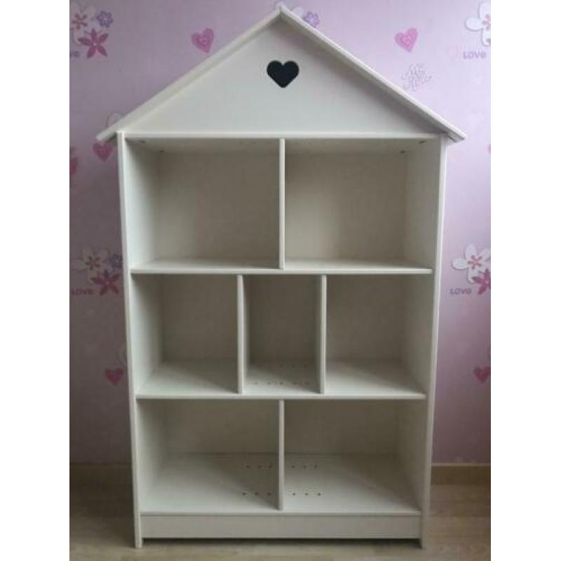 Poppenhuis boekenkast kast kinderkamer