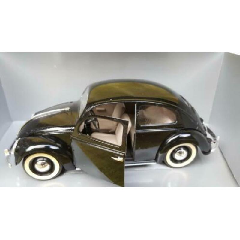 Zwarte VW bril kever Volkswagen 1:18 Solido S Prestige