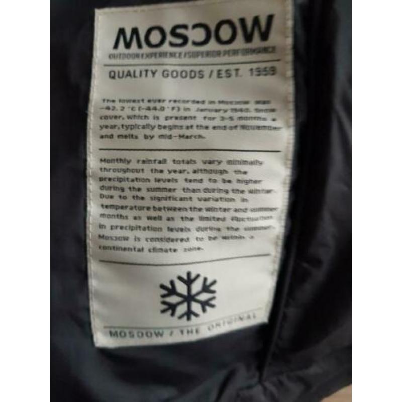 Mooie grijze moscow jas