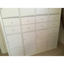 Kallax kast Ikea (wit) geheel gesloten