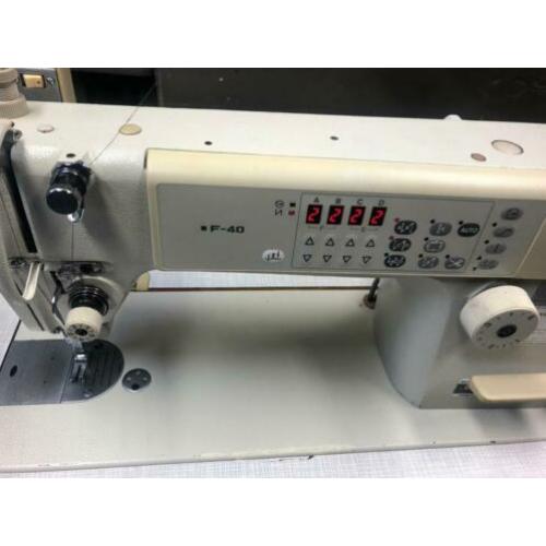 Industrie naaimachine brother F-40 automaat
