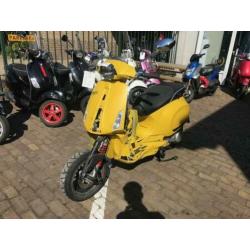 Diverse onderdelen voor Vespa Sprint S euro 4 injectie