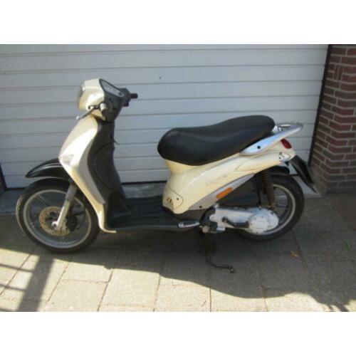 piaggio liberty 50 geel kenteken 45 KM
