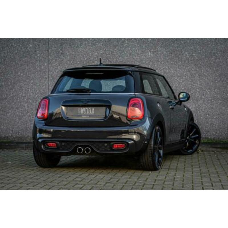 MINI Mini 2.0 Cooper S Aut / Wired / NaviProf € 21.900,00