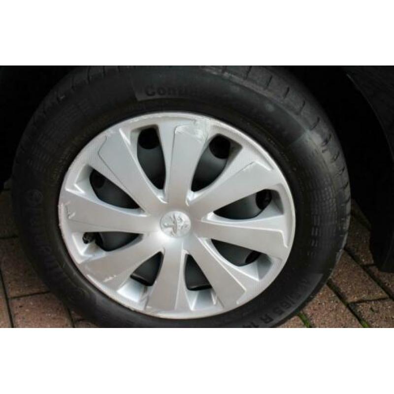 Peugeot 108 1.0 E-VTI 68PK 5DEURS ACTIVE AIRCO BLUETOOTH