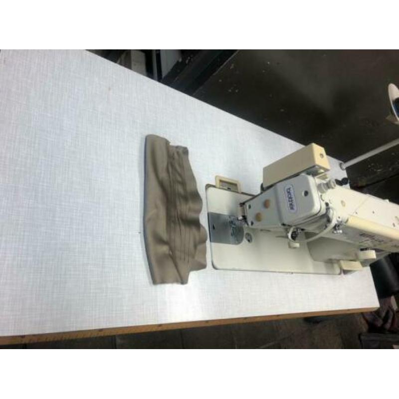 Industrie naaimachine brother F-40 automaat