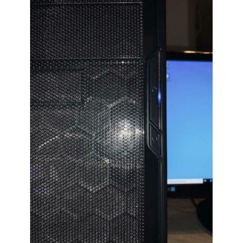 Desktop i7 4790 3,6ghz 16gb ram ssd en hdd!