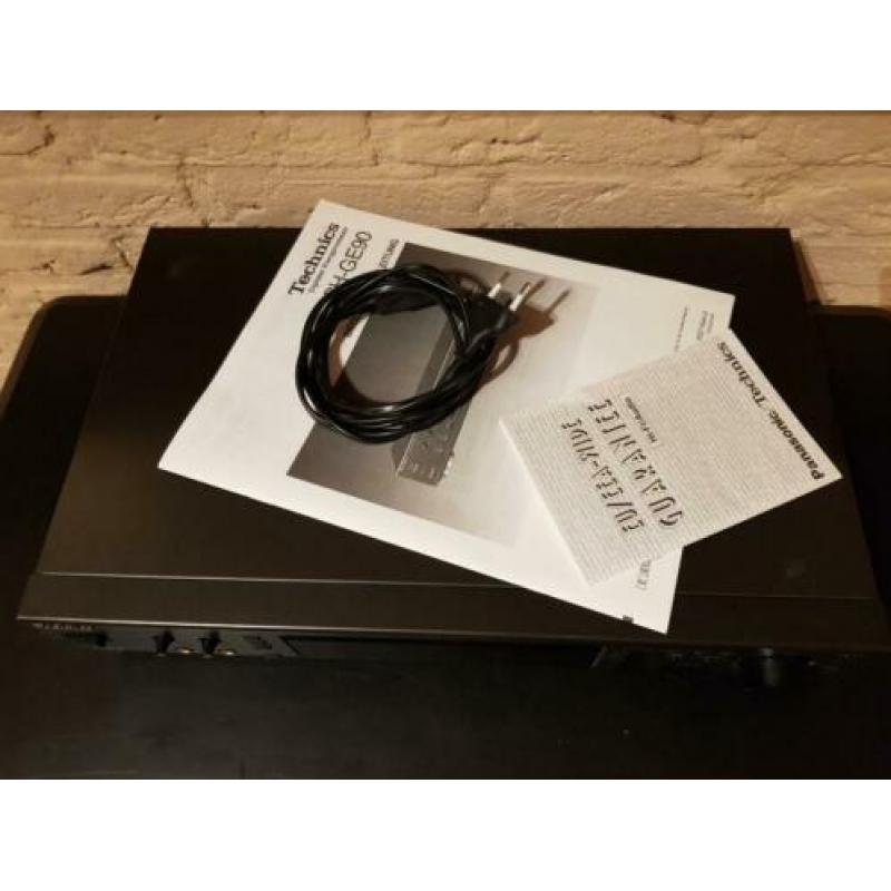 Technics SH-GE90, Graphic Equalizer. Digital Sound Processor