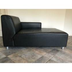 Prachtige zwart leren Chaise Longue (model Gelderland)