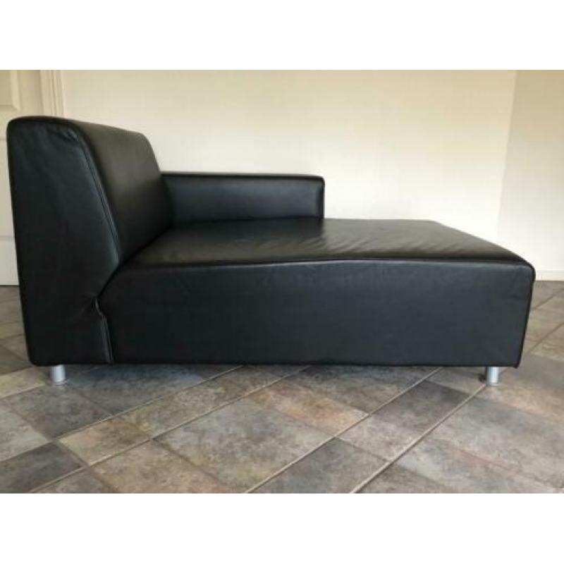 Prachtige zwart leren Chaise Longue (model Gelderland)