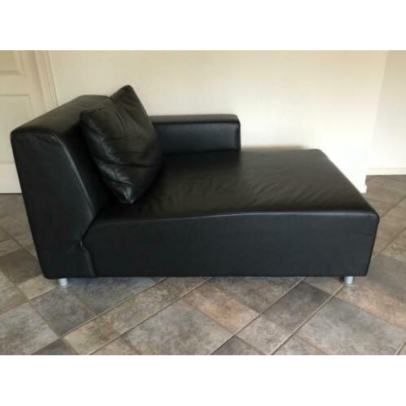 Prachtige zwart leren Chaise Longue (model Gelderland)