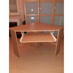 Eenvoudig hoek bureau te koop