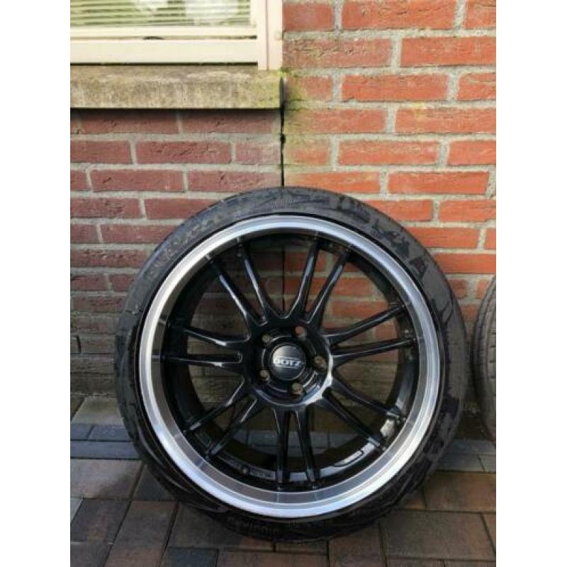 DOTZ-velgen met Vredestein banden