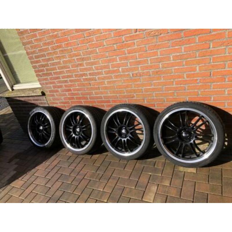 DOTZ-velgen met Vredestein banden