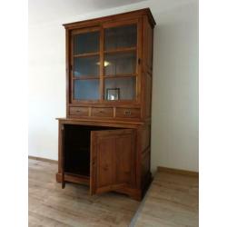 Teak koloniaal kast en tafel