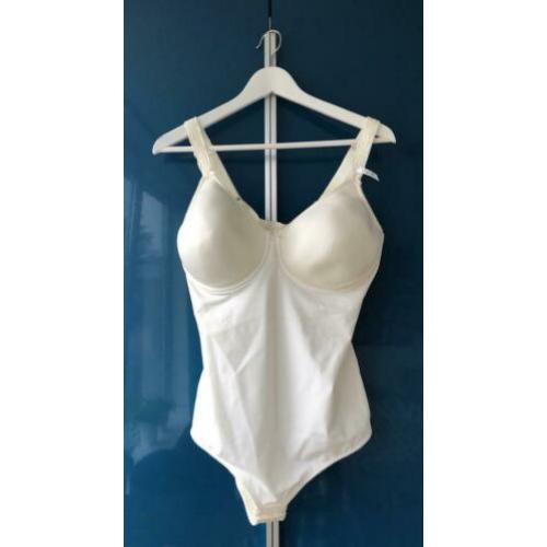 Corrigerende body maat 85G
