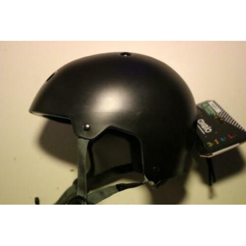 Oxelo Helm voor Steppen/Skaten/Skateboarden/Fietsen NIEUW