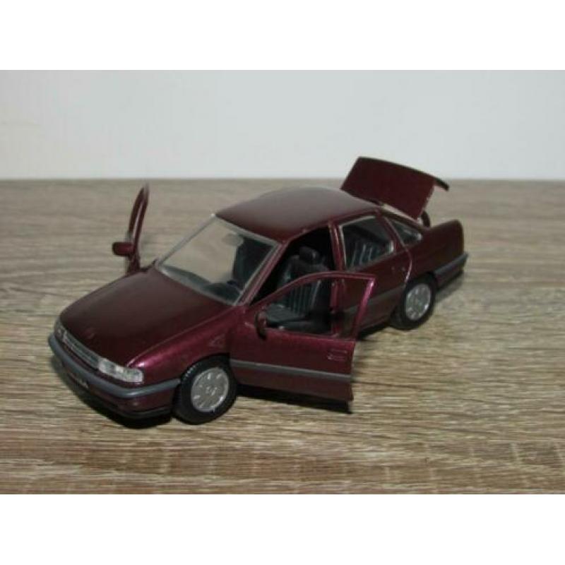 Gama 1:43, Opel Vectra A sedan